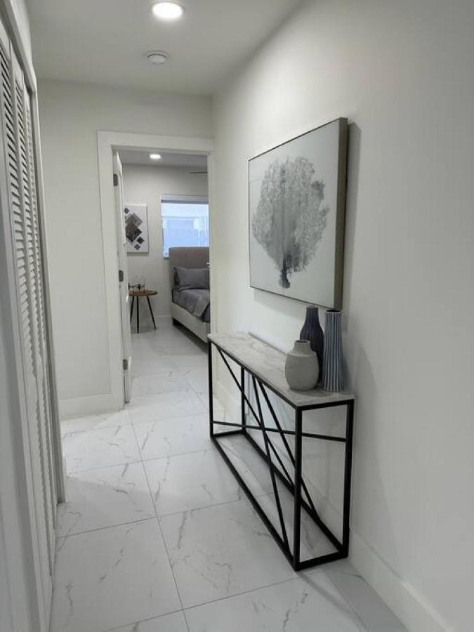 The Sun House - 3 Bed, 2 Bath, Private Pool, Fire Pit, Huge Backyard Villa Fort Lauderdale Exterior photo